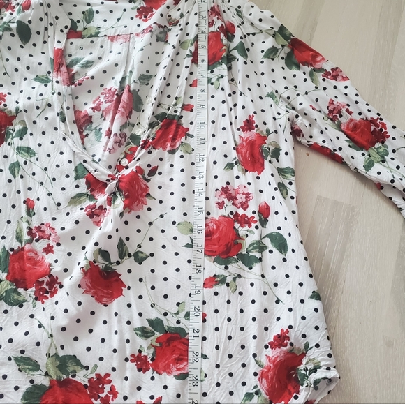 Retro Inspired Floral 🌹 Polkadot 3/4 Sleeve Top - Picture 3 of 6